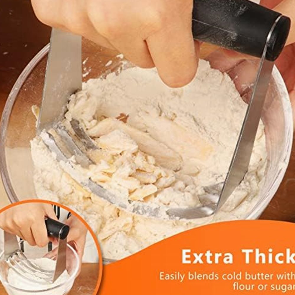Baking Set: Biscuit Cutters, Pastry Scraper & Dough Blender — photo 4 of 7